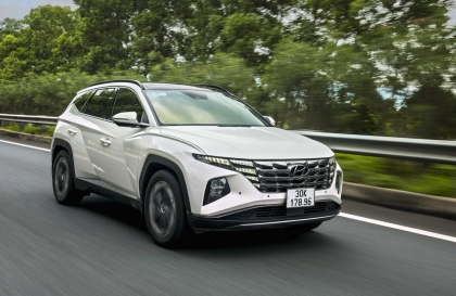 Thị trường ô tô Việt Nam trong cơn khủng hoảng: Hyundai Thành Công lần thứ 2 giảm giá Tucson, ưu đãi mạnh cho Santa Fe